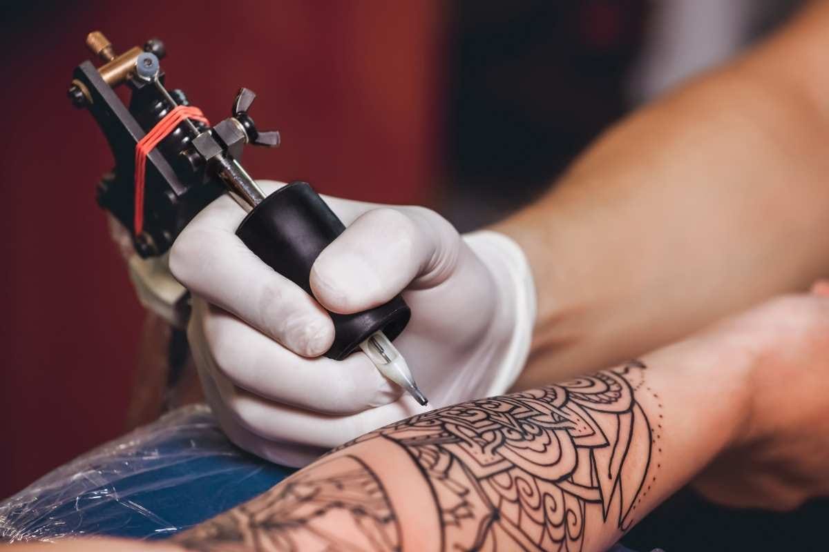 Tatuagens-podem-causar-cancer-pele