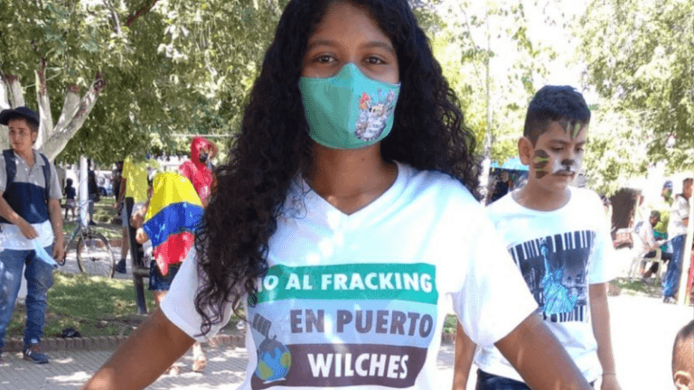 Ativista antifracking colombiano fala de provação