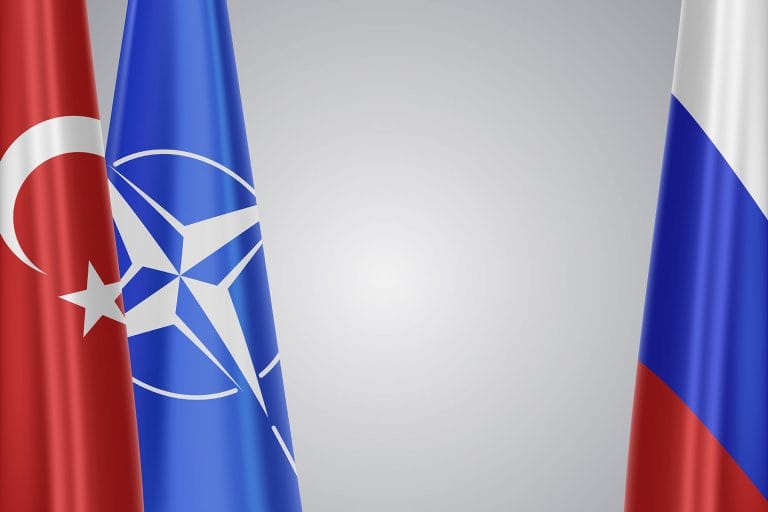 Ato de equilíbrio da Turquia entre a Rússia e o Ocidente