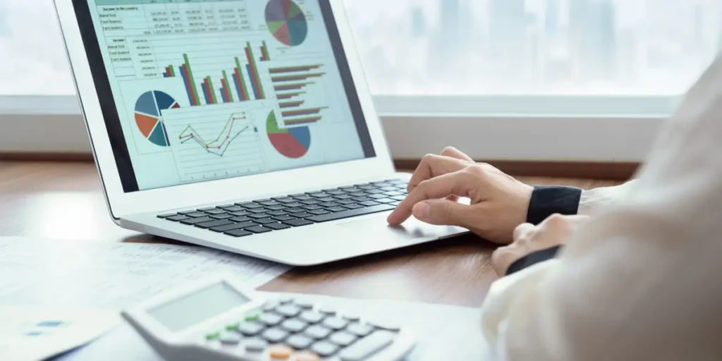 ERP, CRM, financeiro e estoque