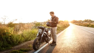 Planejamento do IPVA ajuda a manter a documentação da moto regularizada