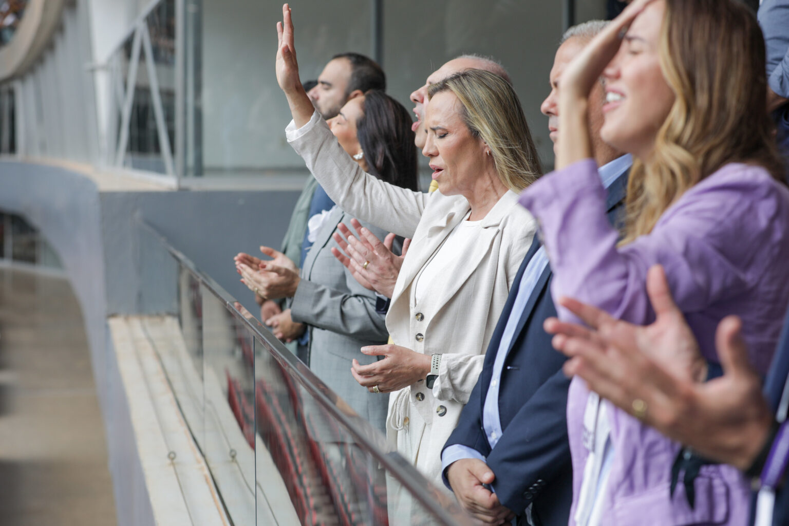 Governadora emociona-se em evento da Sexta-feira Santa