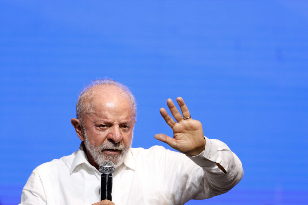 Lula vê mobilização global como esperança