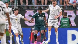 Endrick estuda novo empréstimo e Real Madrid pode liberar saída